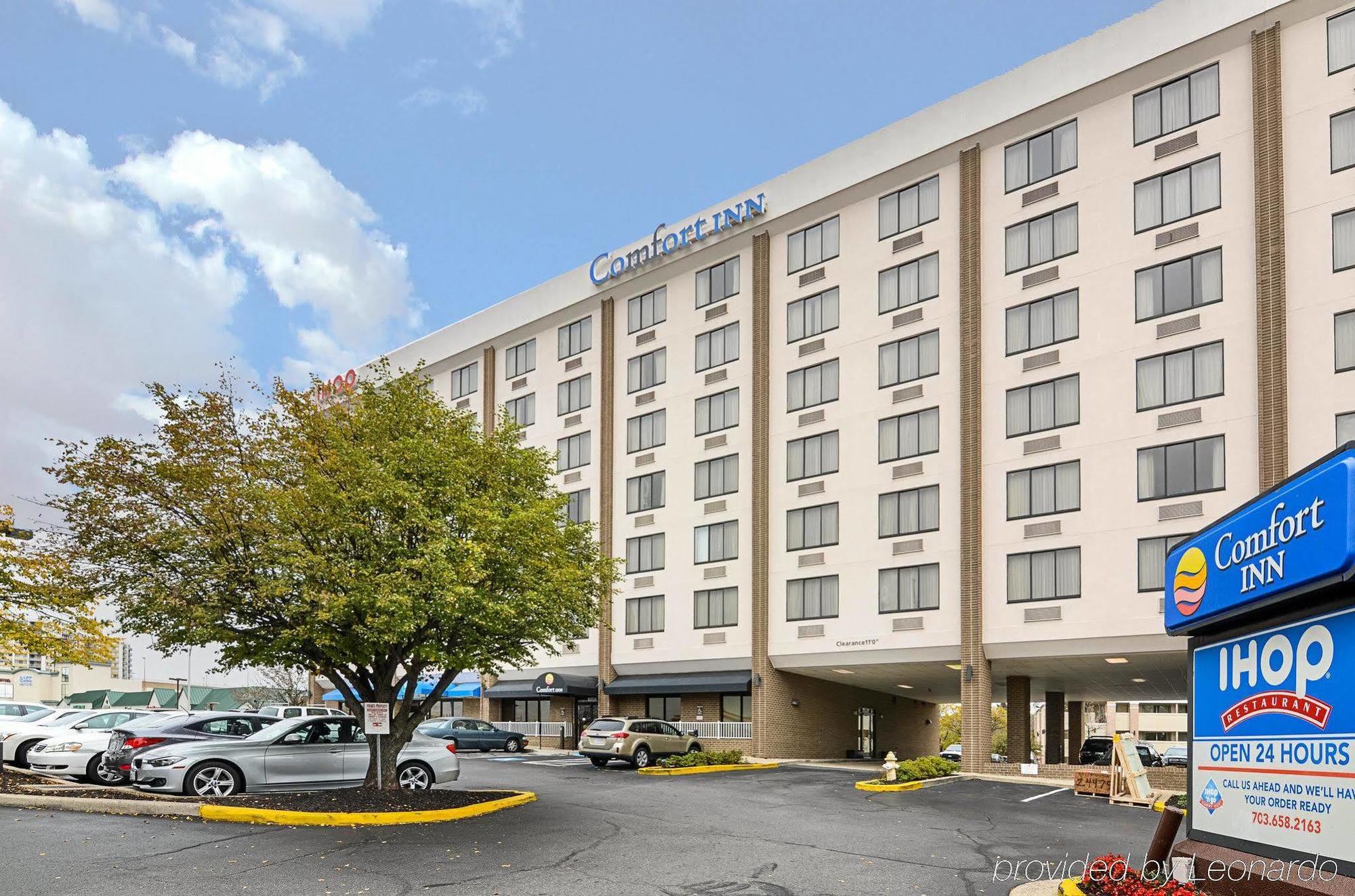 Fairfield Inn & Suites By Marriott Alexandria West/Mark Center מראה חיצוני תמונה