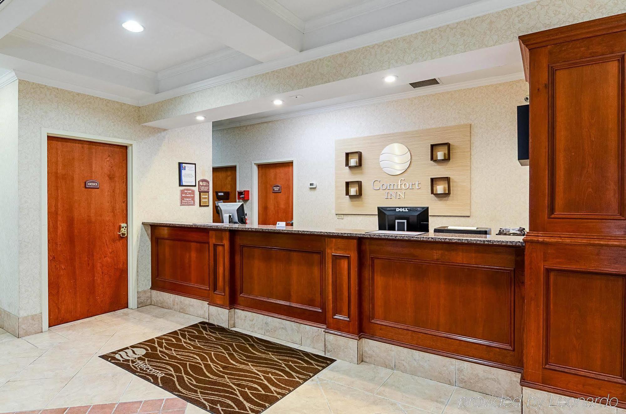 Fairfield Inn & Suites By Marriott Alexandria West/Mark Center מראה חיצוני תמונה