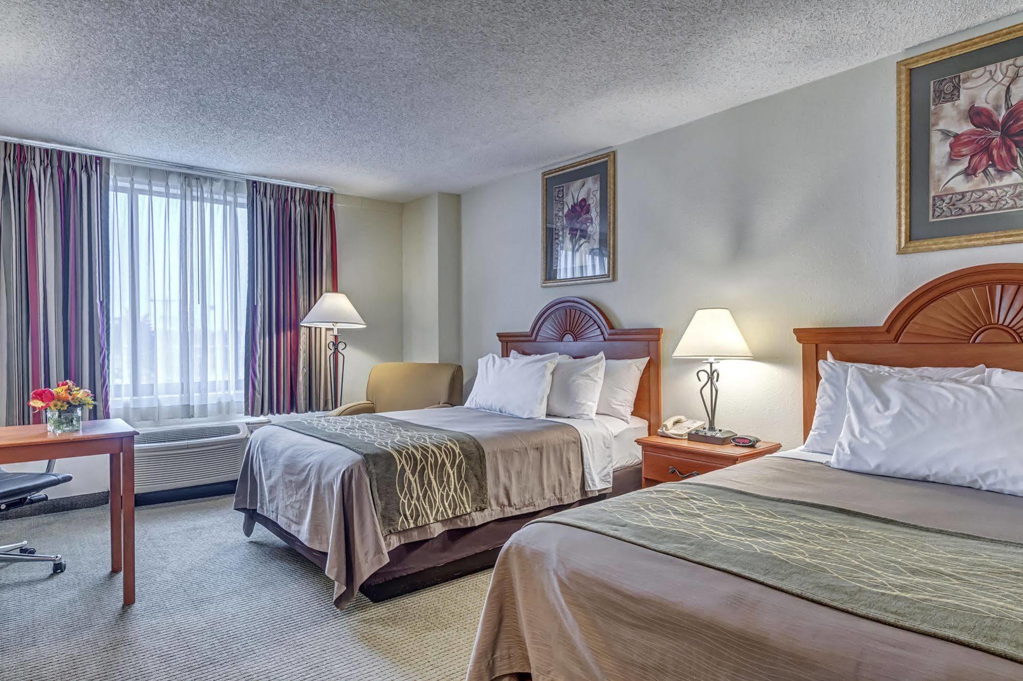 Fairfield Inn & Suites By Marriott Alexandria West/Mark Center מראה חיצוני תמונה
